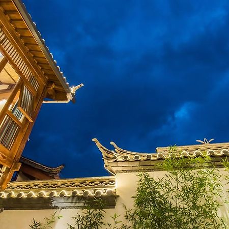 Lijiang Yue Tu Inn Exterior photo