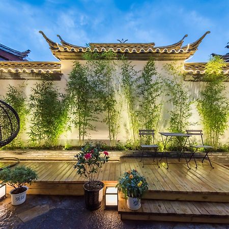 Lijiang Yue Tu Inn Exterior photo