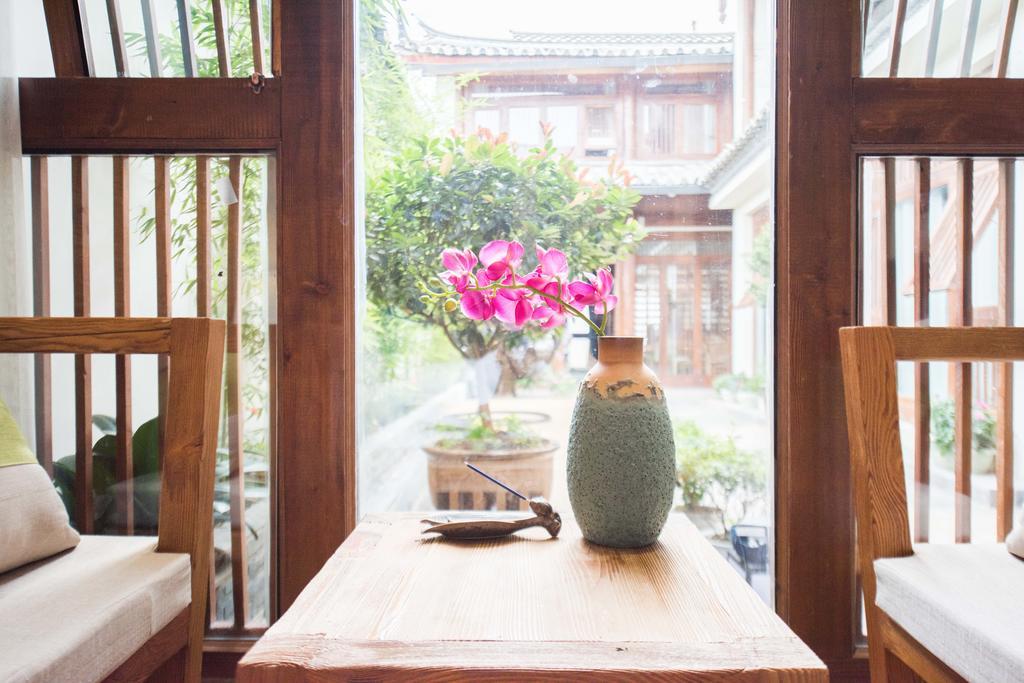 Lijiang Yue Tu Inn Exterior photo