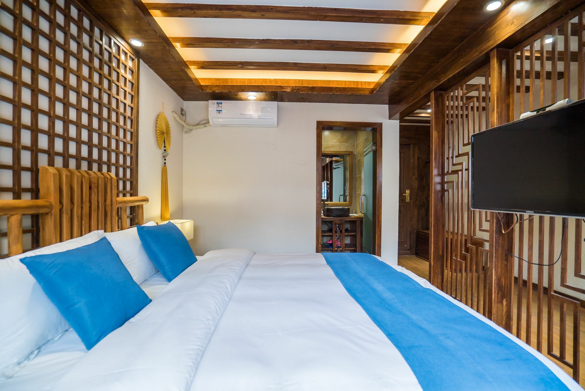 Lijiang Yue Tu Inn Exterior photo